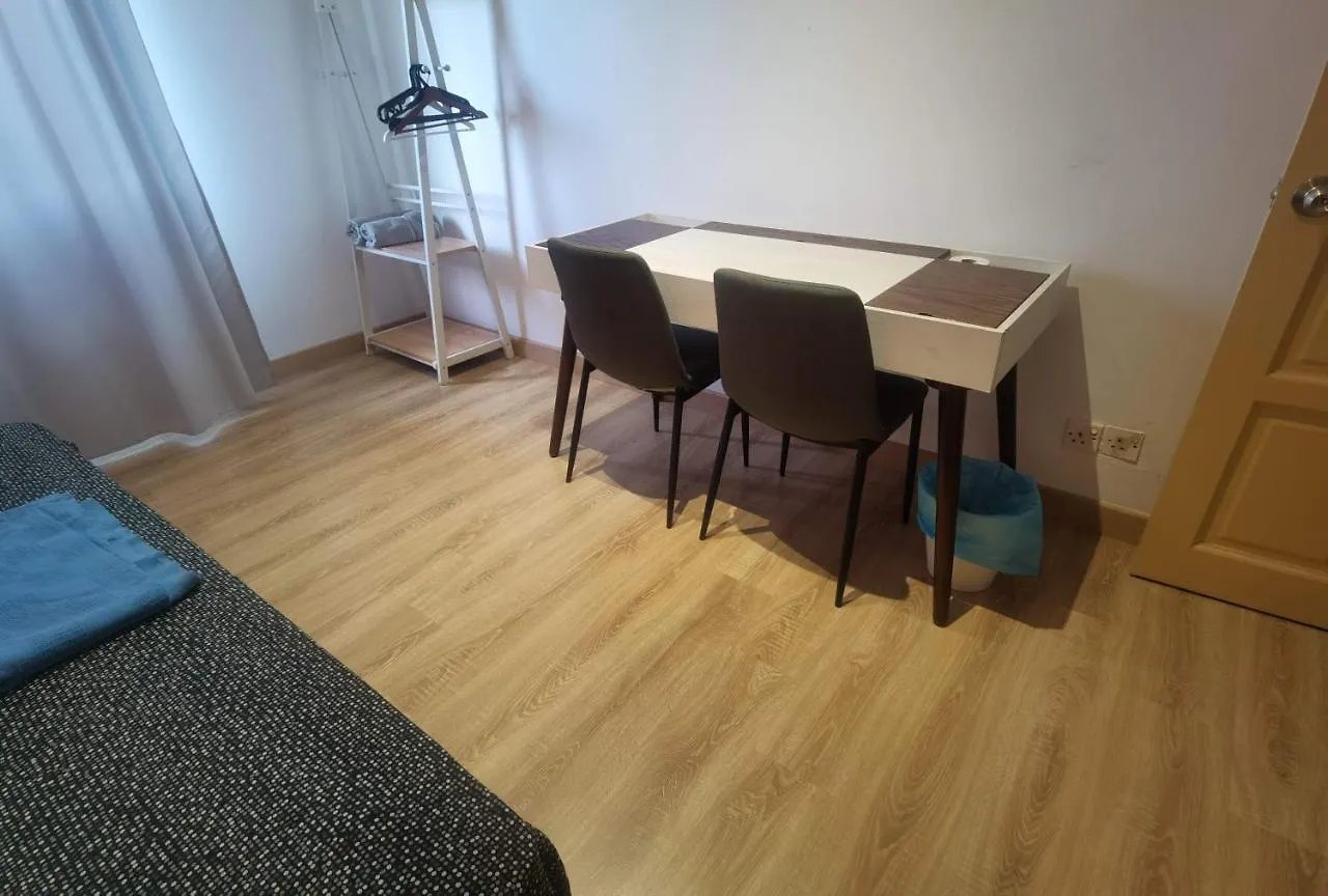 アパート 3 Rooms 10 Pax Vka Near Lrt Axiata Bkt-Jalil Imu Apu クアラルンプール